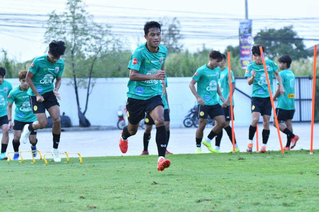 ทีมชาติไทย U23 ลงซ้อมครั้งแรก เตรียมดวล อินเดีย ช่วงเกม ฟีฟ่าเดย์